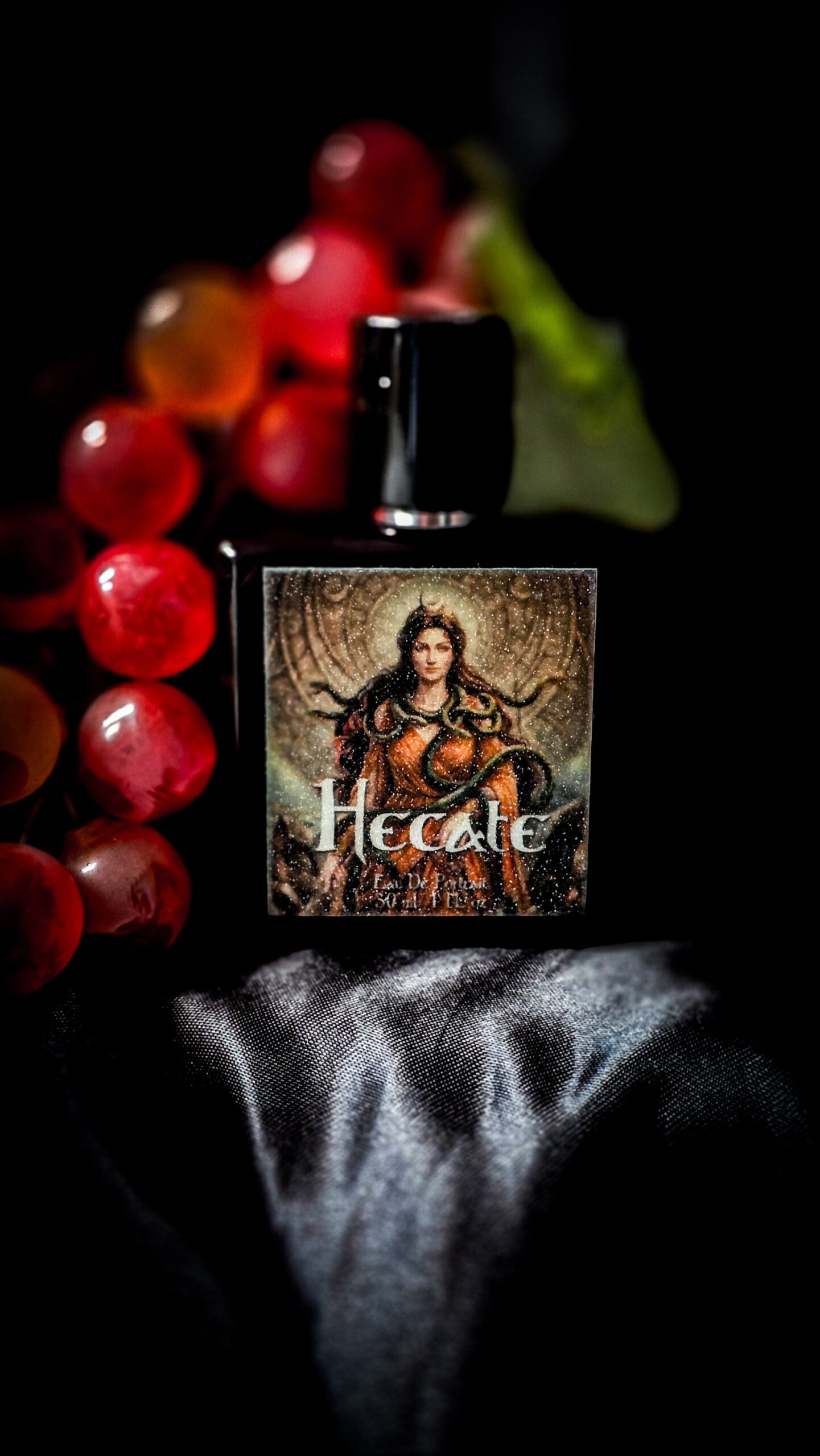 Perfumy Hecate luminesencyjne